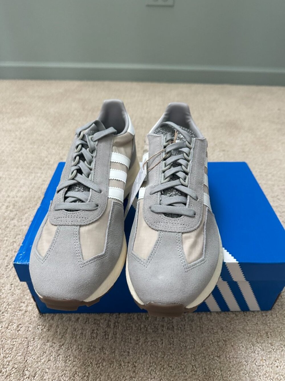 Adidas Retropy E5 Gray/White Sneakers – Men's 11.5 – New in Box - Picture 6 of 6